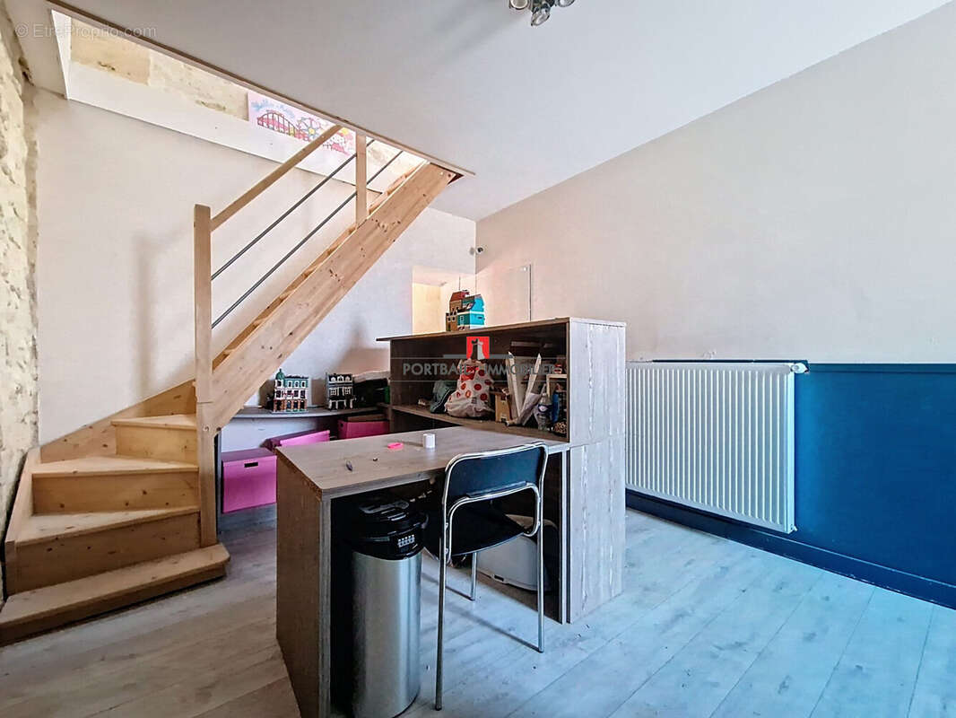 Maison à SAINT-ANDRE-DE-CUBZAC