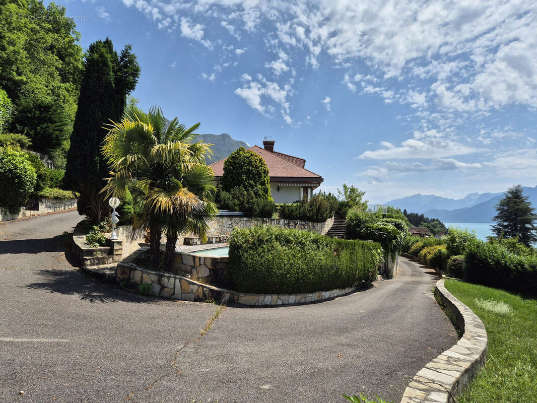 Maison à VEYRIER-DU-LAC