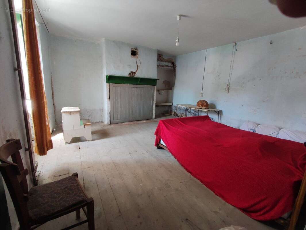 Maison de village a renover a segur proche lacs - photo 8