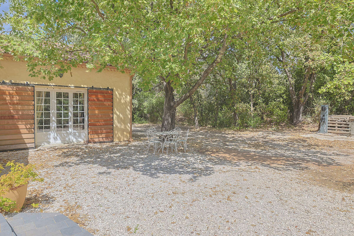 Maison à SOLLIES-PONT