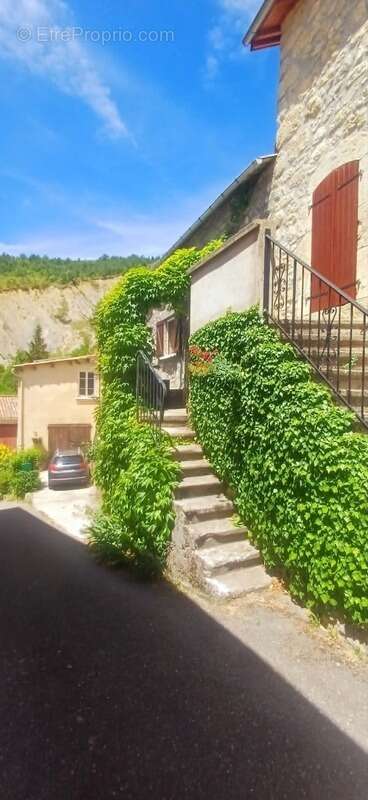 Maison de village pleine de charme avec vue – La Piarre (05) - photo 14