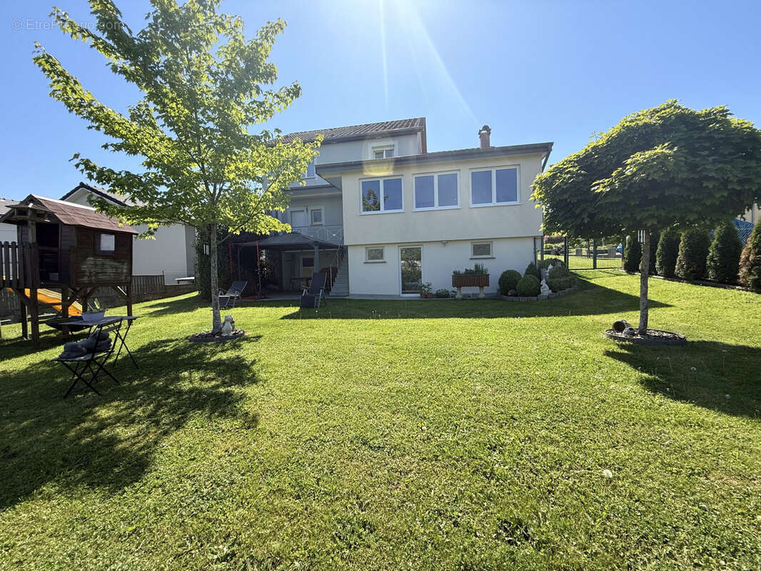 Maison à ROUSSY-LE-VILLAGE