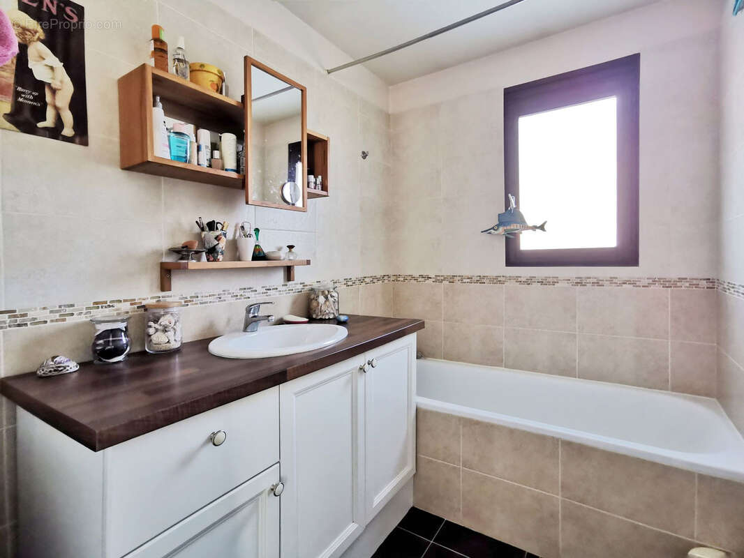 Maison à MAGNY-LES-HAMEAUX