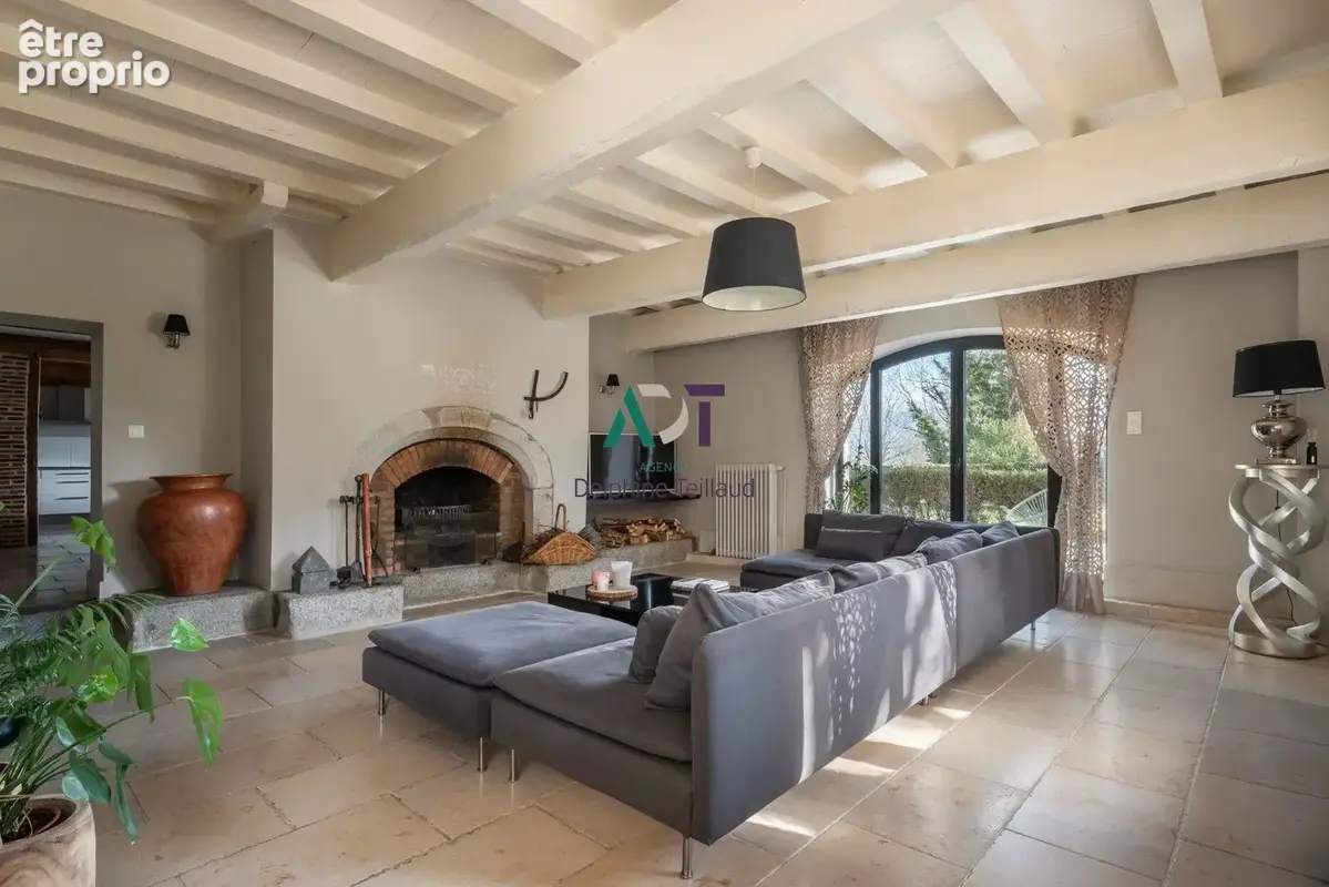 Maison 9 pièces 465 m² à vendre à Claix (38640) - photo 7