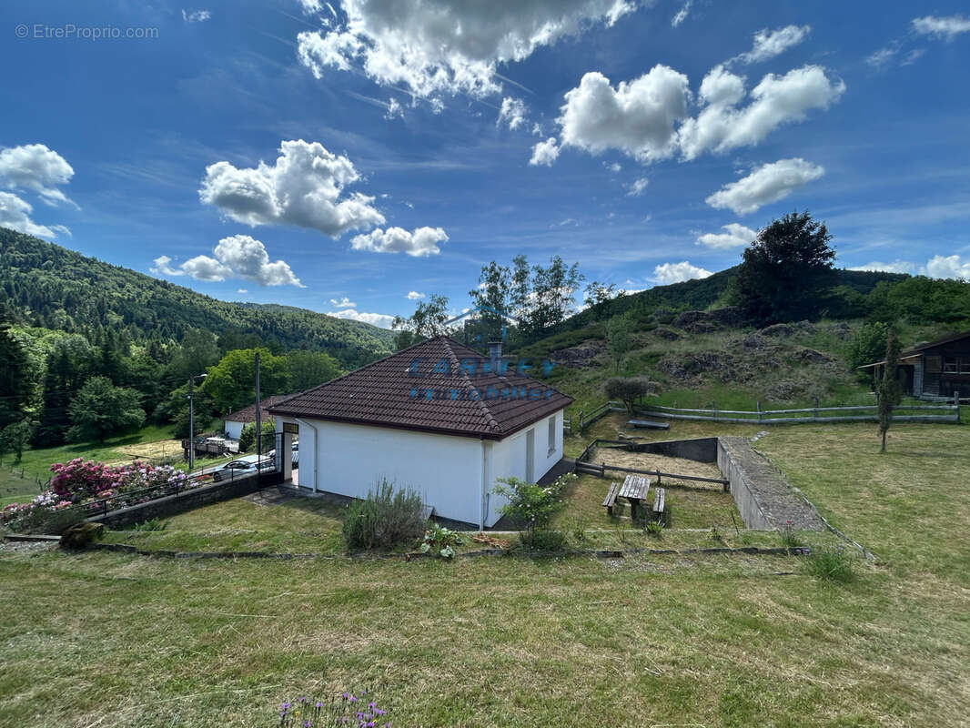 Maison à SERVANCE