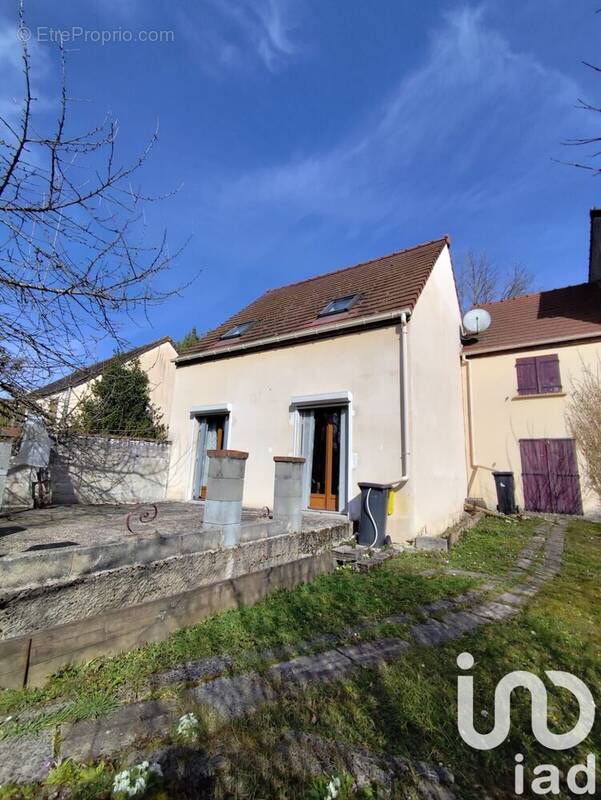 Photo 1 - Maison à DONNEMARIE-DONTILLY