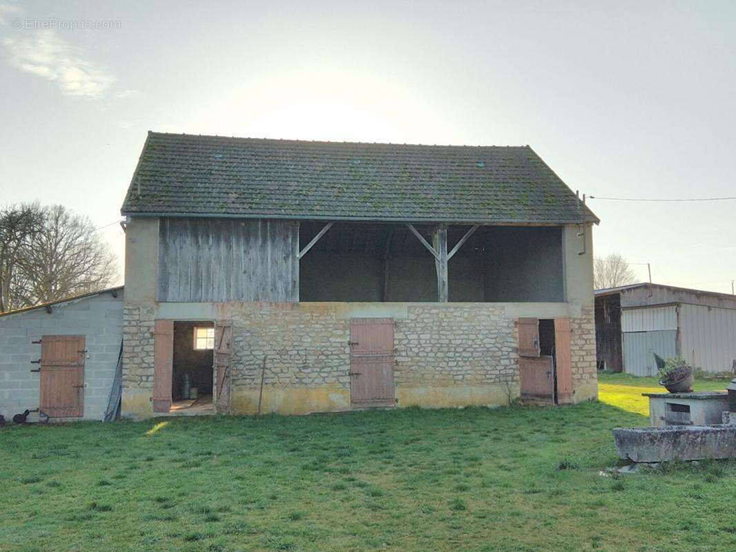 Maison à MONTCHEVRIER