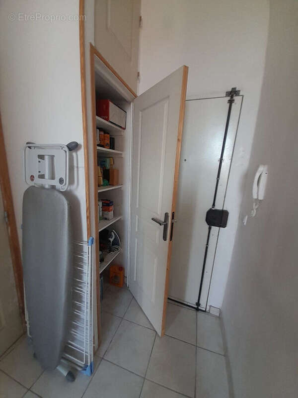 Appartement à MARSEILLE-6E