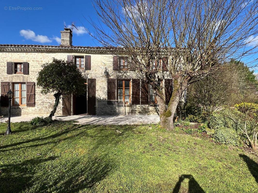 Photo 1 - Maison à NERE