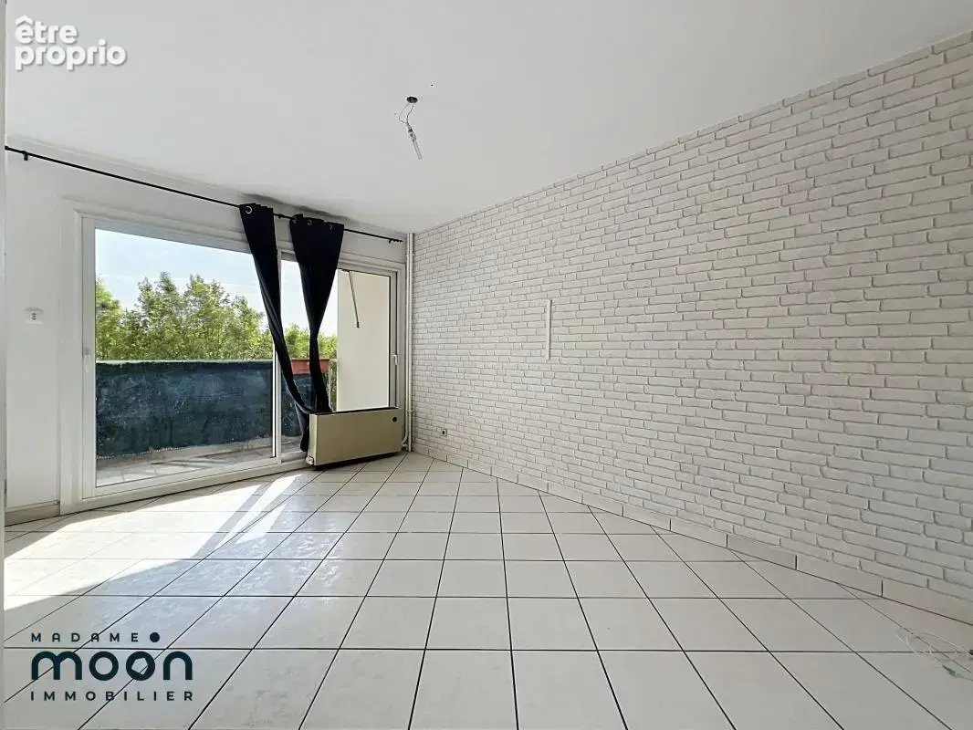 Exclusivité Oullins Pierre Bénite Montmein appartement - Cave - Balcon T4 77m² - photo 3