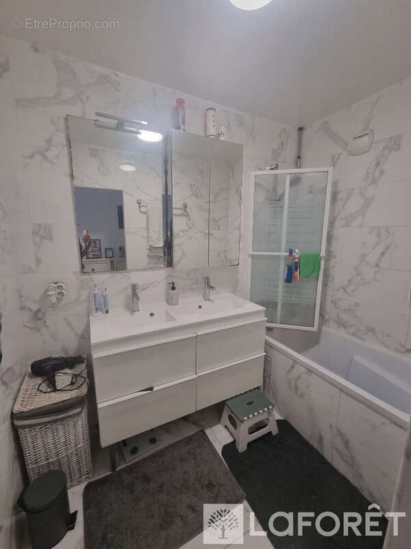 Appartement T4 79 m² ? 3 chambres, balcon, cave et parking ? résidence entretenue à Livry-Gargan - photo 10