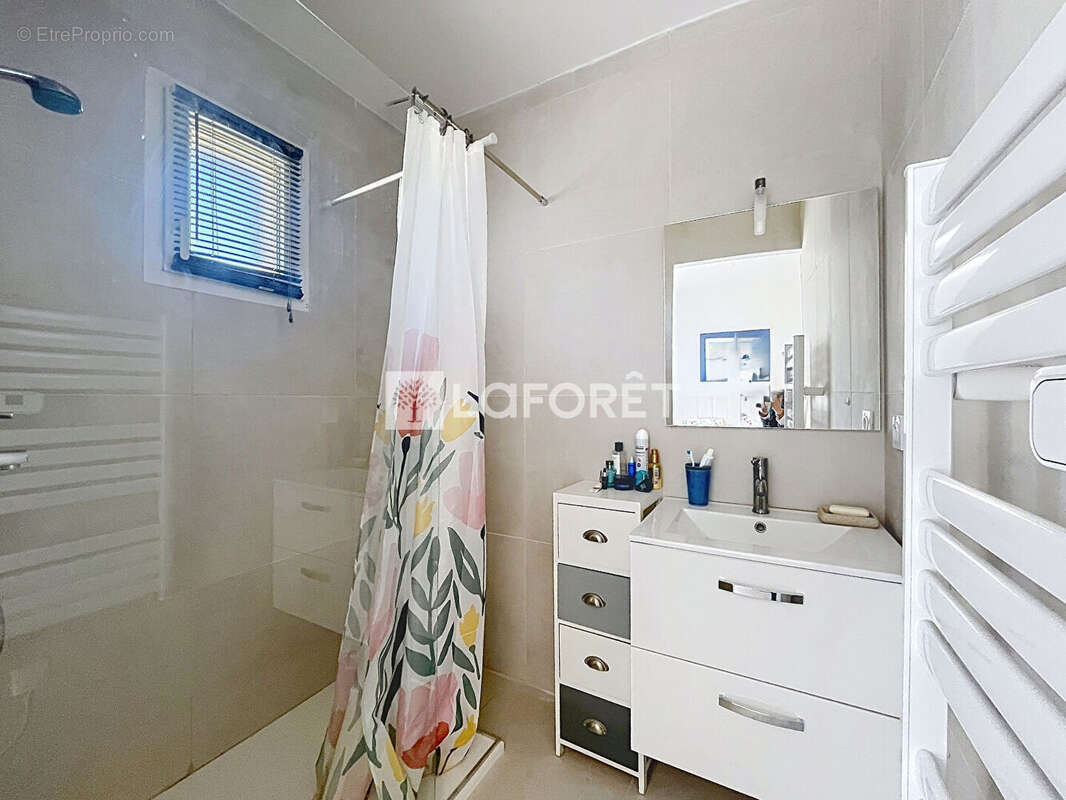 Maison à LAROQUE-DES-ALBERES