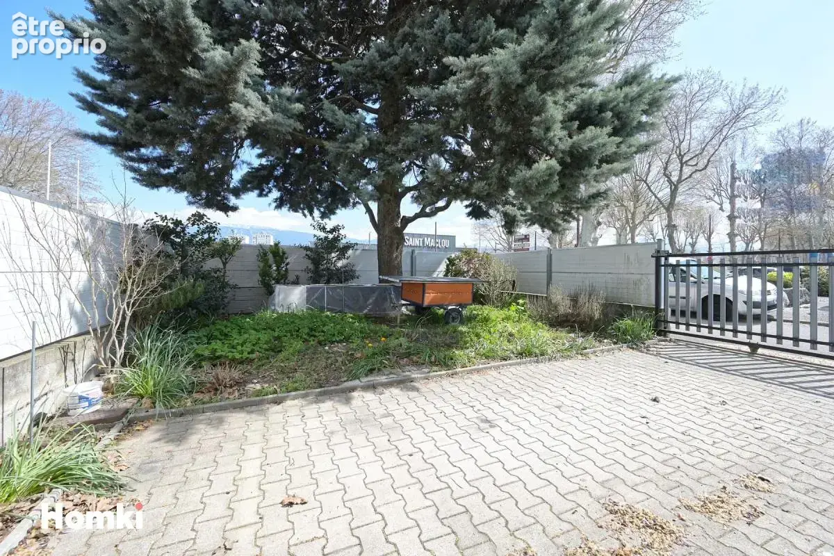 Maison de villesur 3 niveaux composée d’un T2 et d’un duplex T5 + cour, jardin, garage double avec fort potentiel – Échirolles s - photo 3