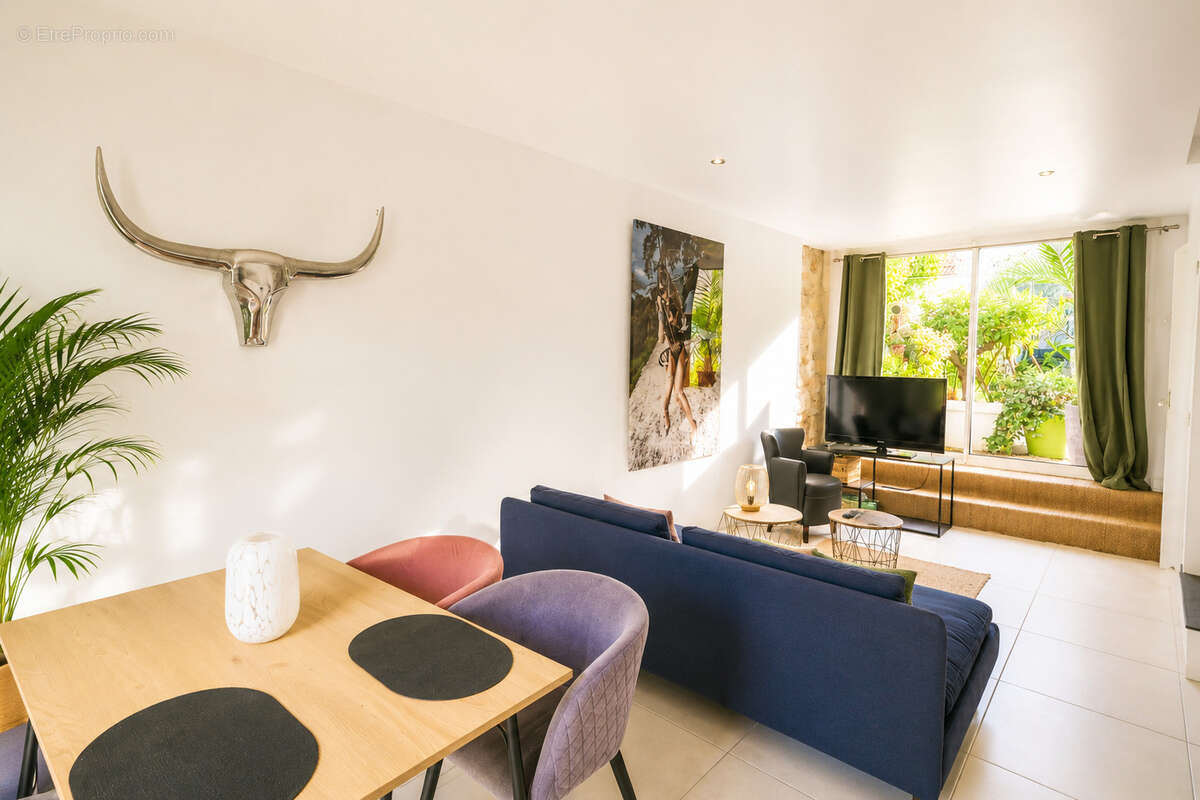 Domaine immobilier en centre ville - photo 5