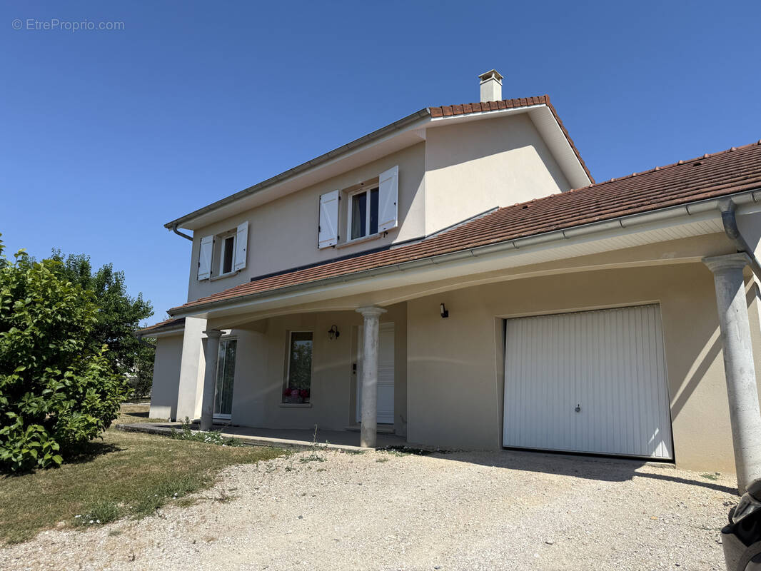 Maison à RUY