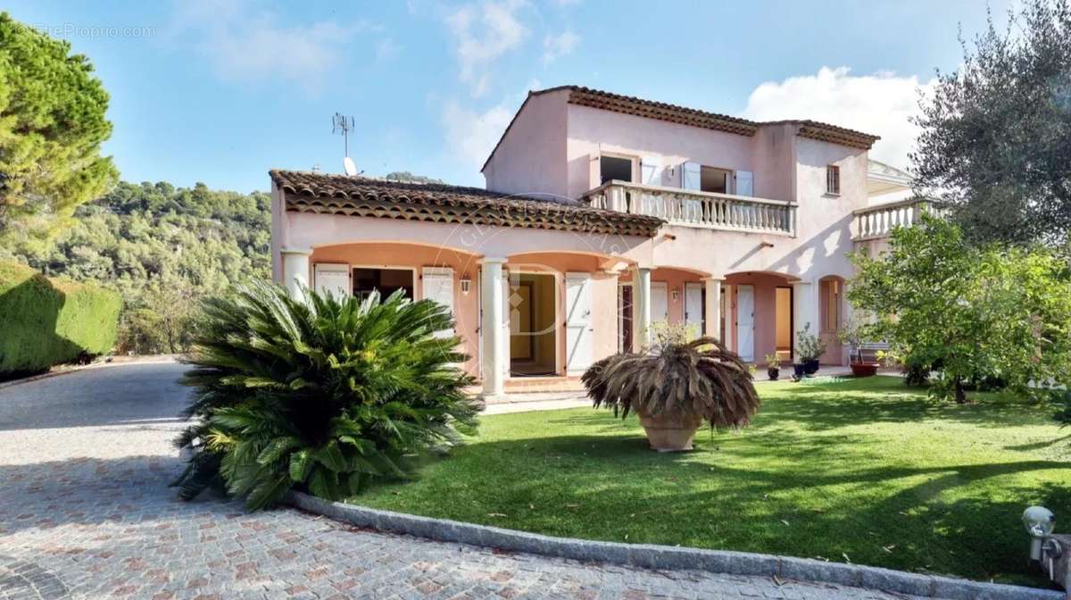 Maison à VILLEFRANCHE-SUR-MER