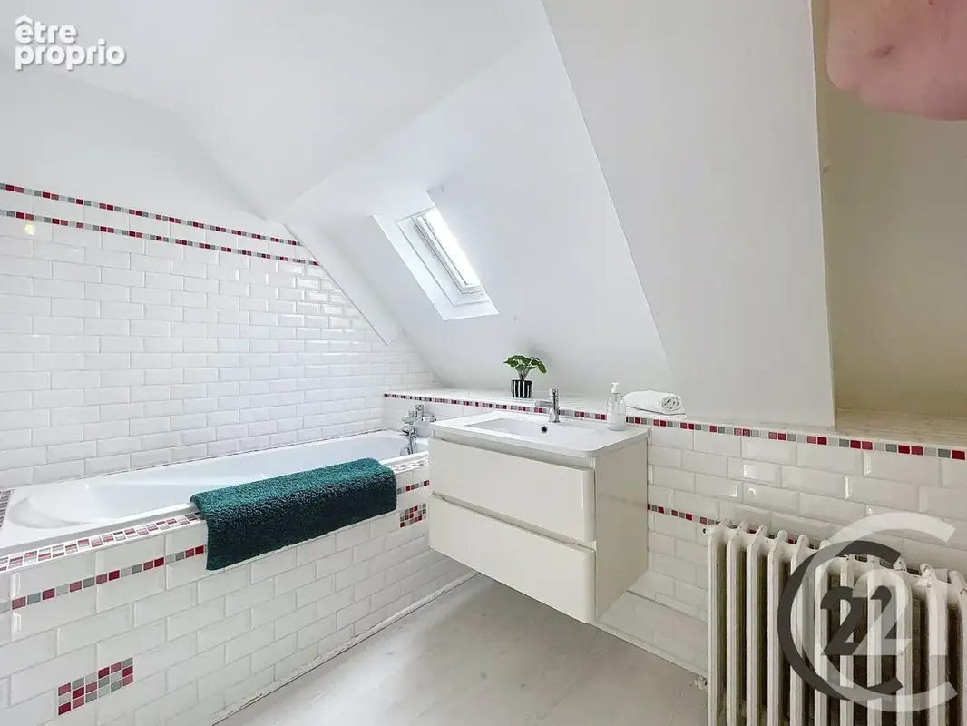 Appartement 5 pièces 120 m² à vendre à Troyes (10000) - photo 12