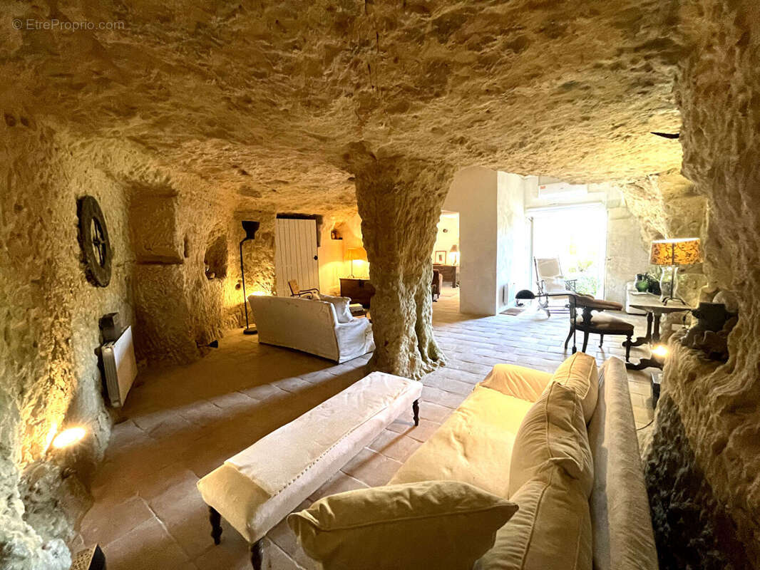 Maison à FERRIERE-LARCON