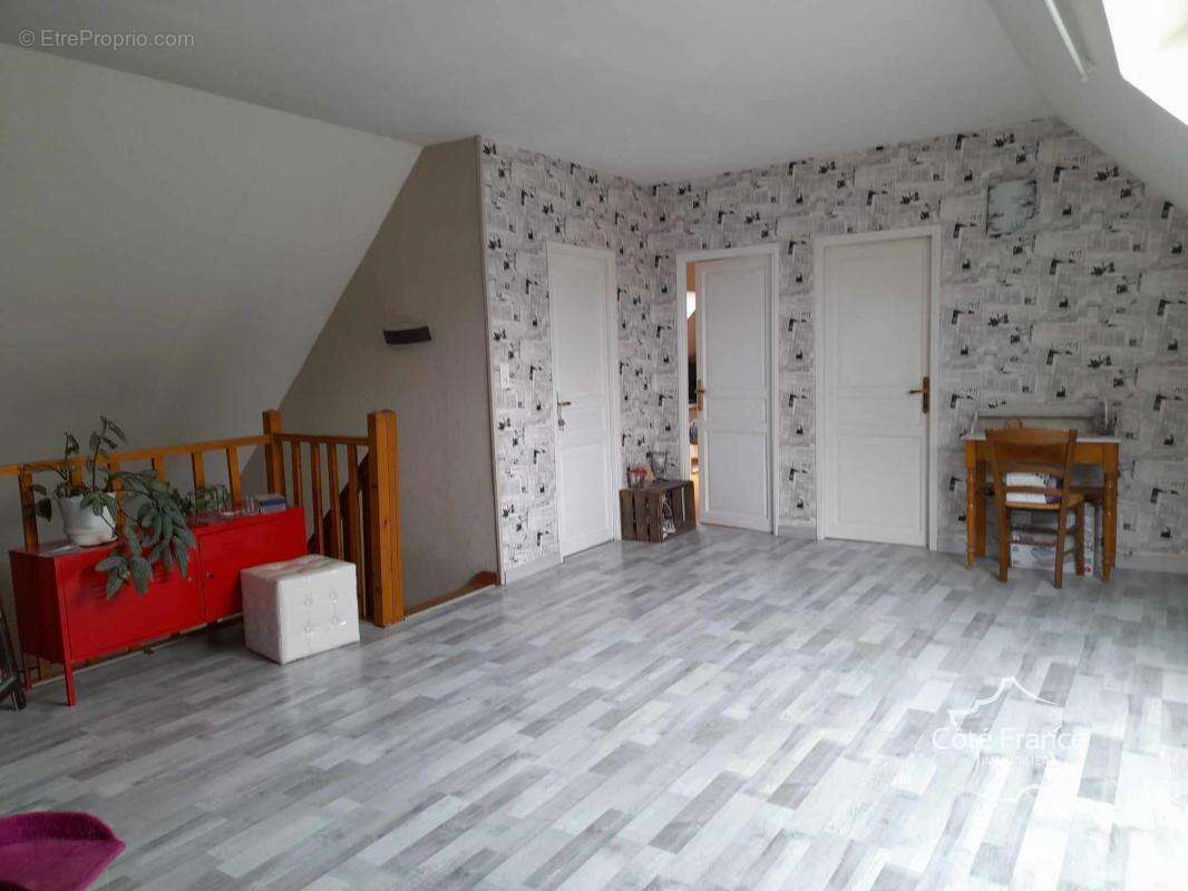 Maison à LA CAPELLE