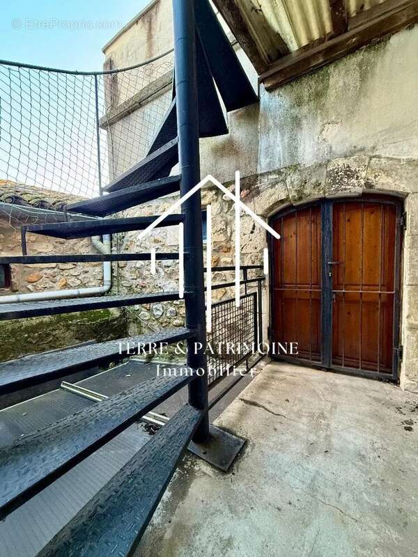 Maison à VALLON-PONT-D'ARC