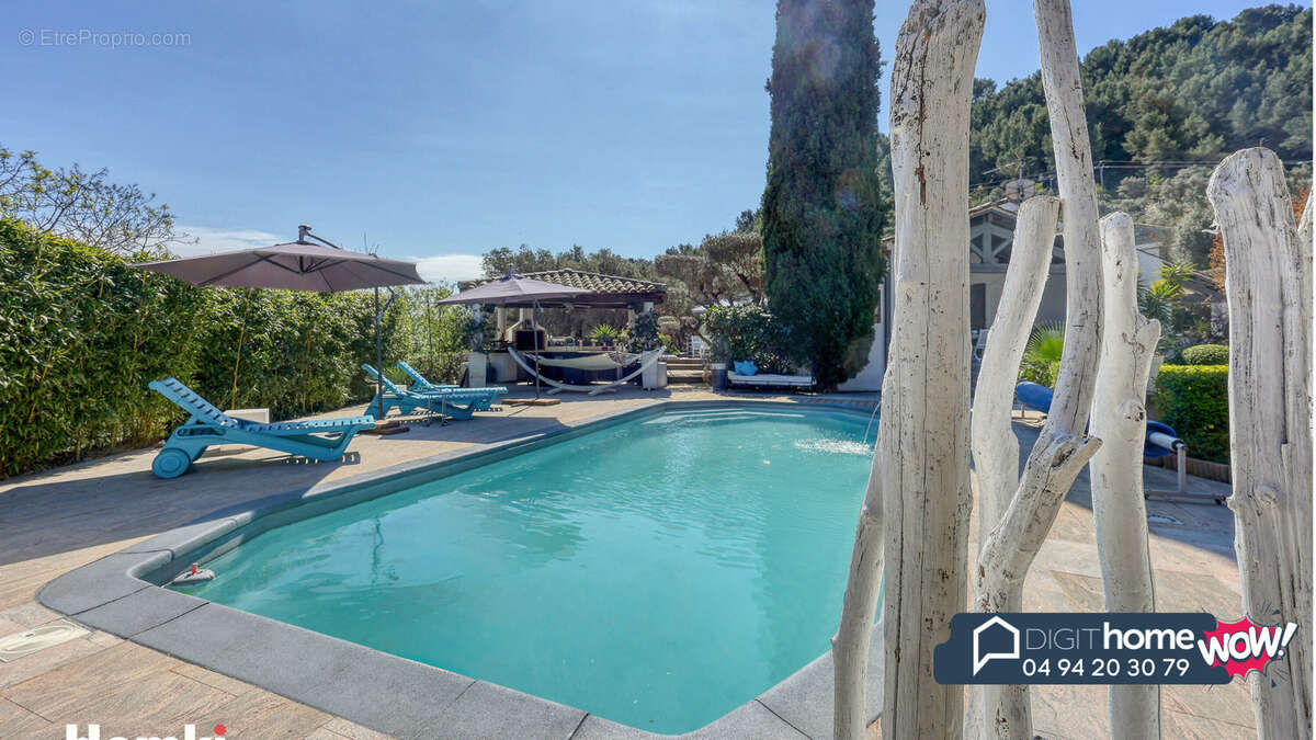 Maison à SOLLIES-VILLE