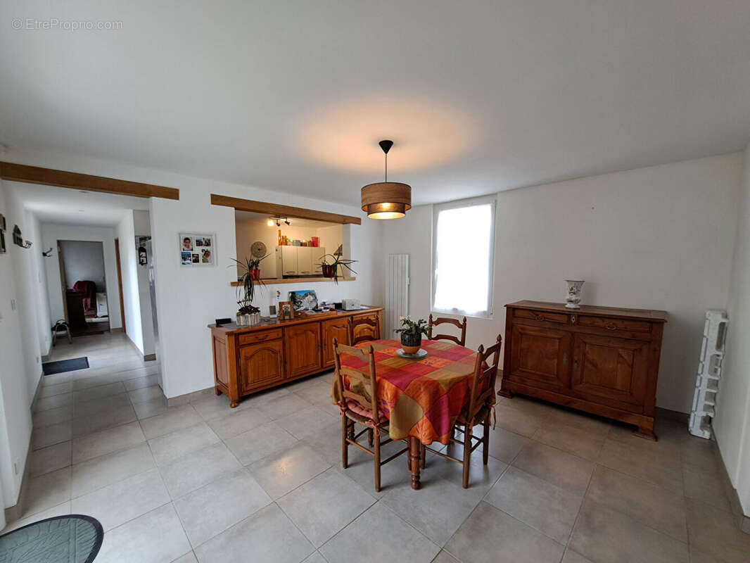 Maison challans proche hyper u environnement incroyable ! - photo 6