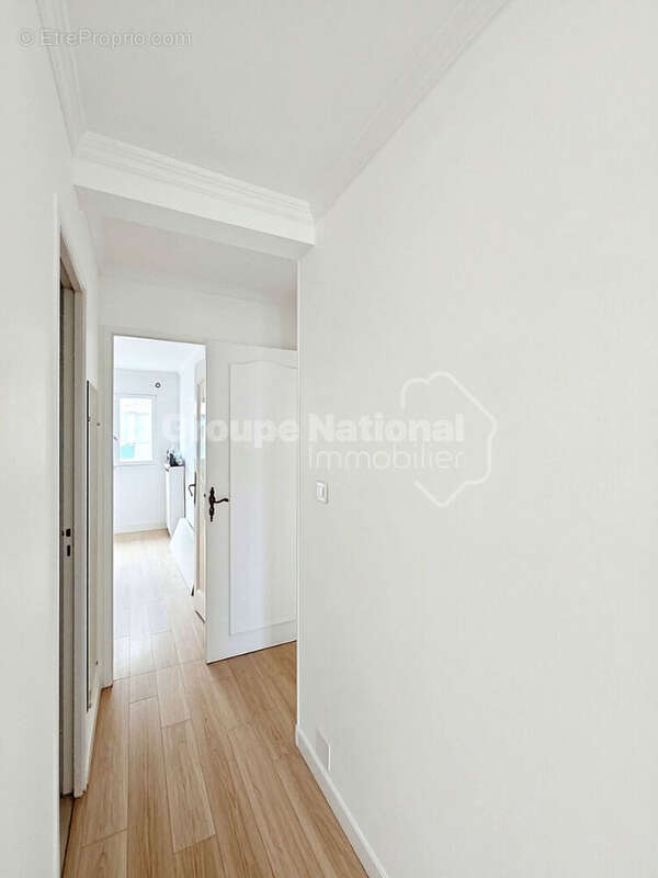 Appartement à MANDELIEU-LA-NAPOULE