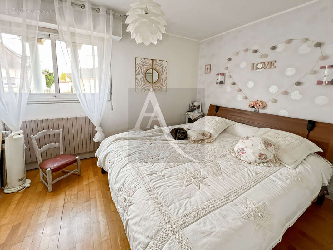 Maison à MONSEMPRON-LIBOS