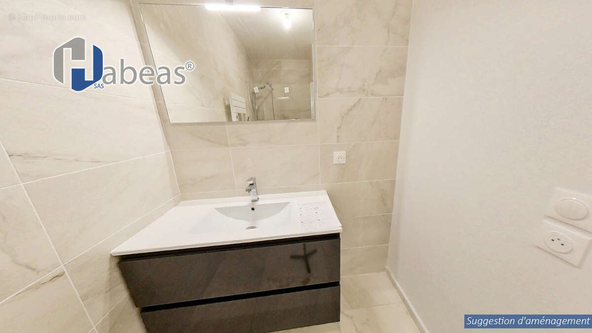 Appartement à CRAPONNE