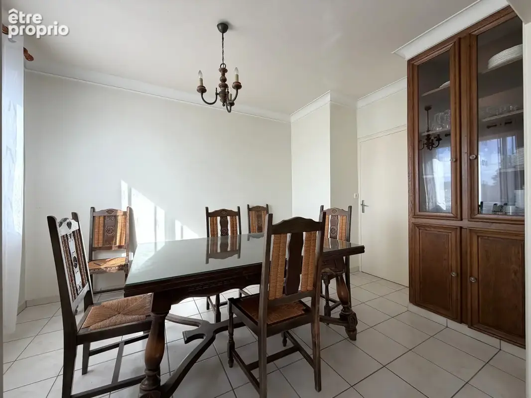 Entre AIZENAY et CHALLANS, maison 4 chambres sur 1432 m2 de terrain - photo 4
