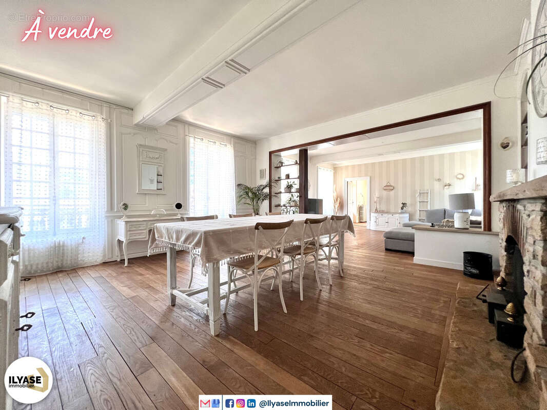 Superbe propriété de 356 m2  1100 m2  7 CH  1 dépendance  Garage/Atelier - photo 15