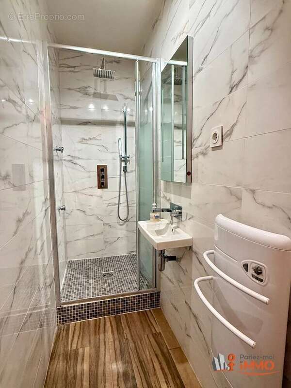 Appartement à SAINT-ETIENNE