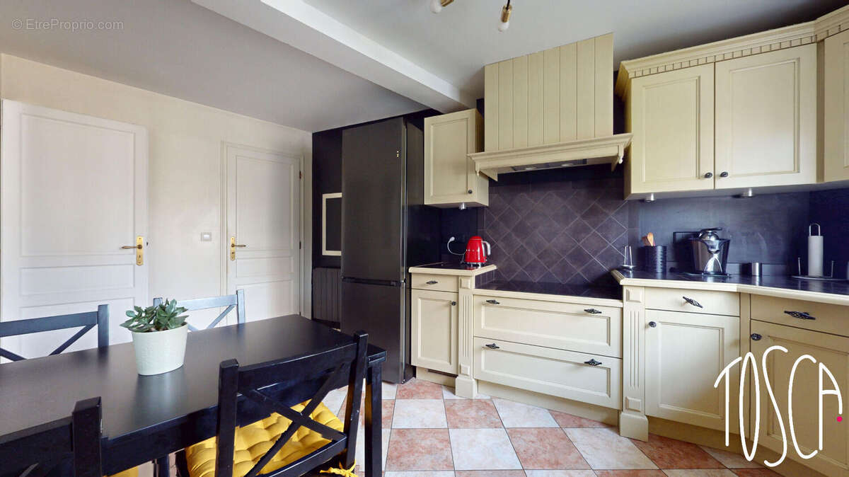 Maison à LE CHATELET-EN-BRIE