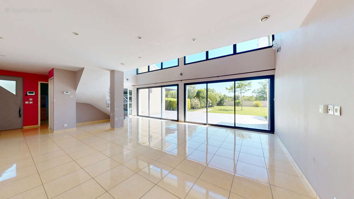 Maison à FONTENILLES