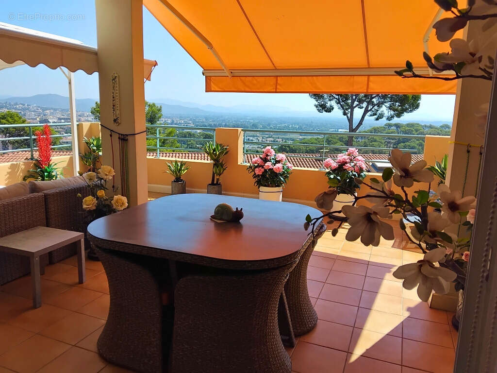 T4 hyeres traversant terrasse vue mer - photo 9