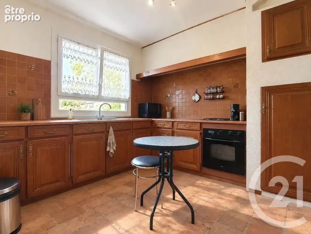 Maison 5 pièces 112 m² à vendre à Nangis (77370) - photo 2