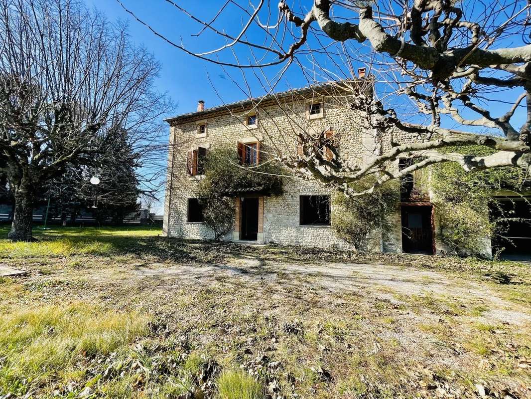 Maison à VAISON-LA-ROMAINE