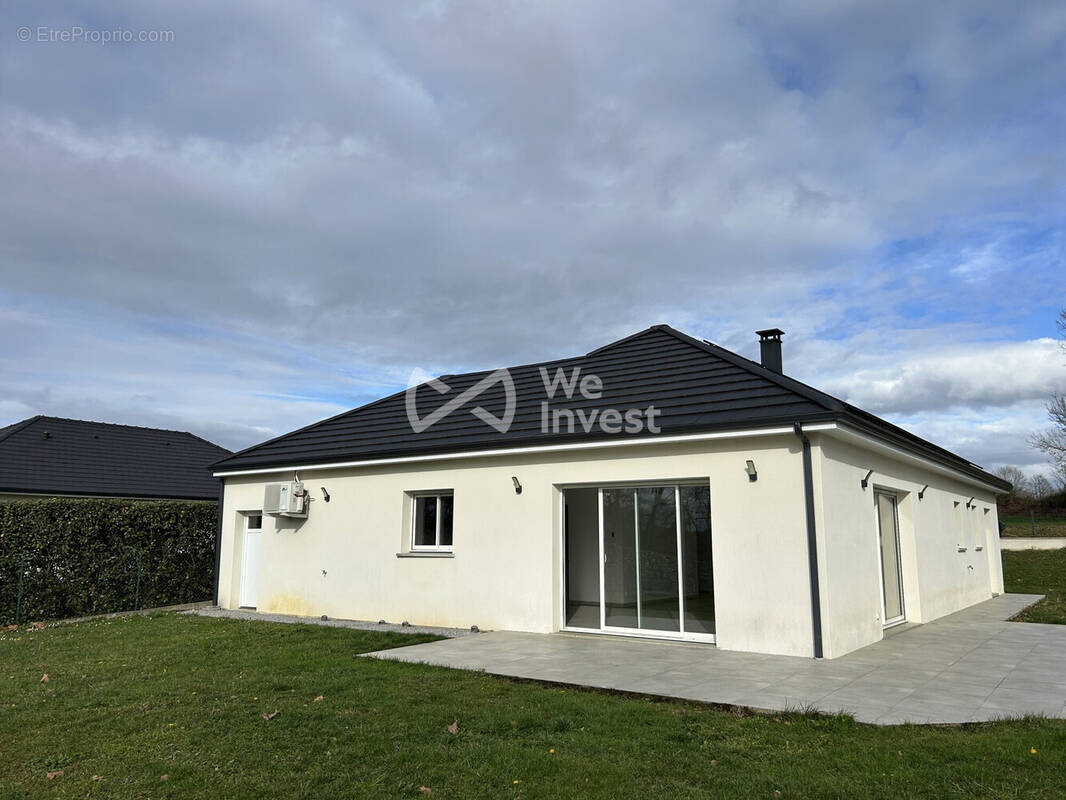 Maison à SERRES-CASTET