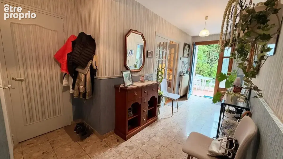 Emplacement de 1er choix pour cette maison de ville - photo 8