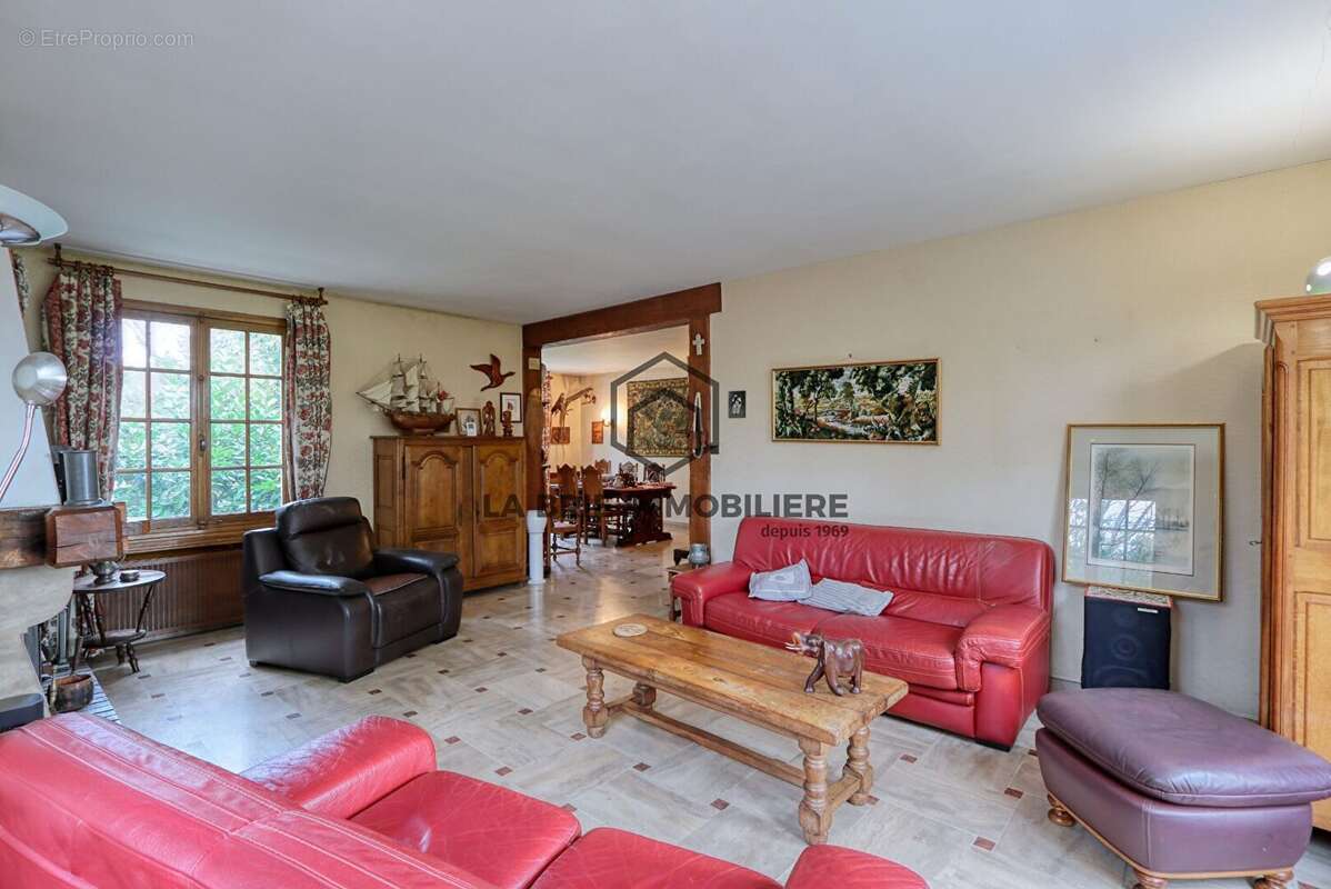 Maison 148 m² à Santeny  - photo 6