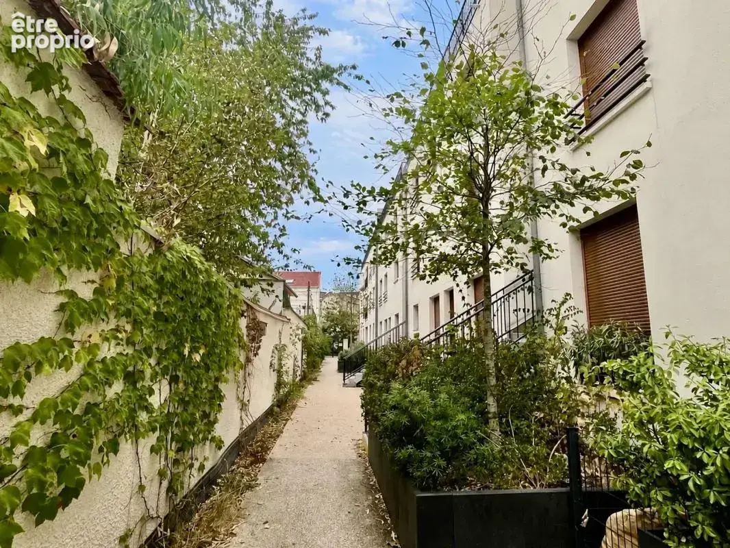 Appartement Duplex de 4 pièces de 90 m² avec rooftop à Montreuil - photo 16