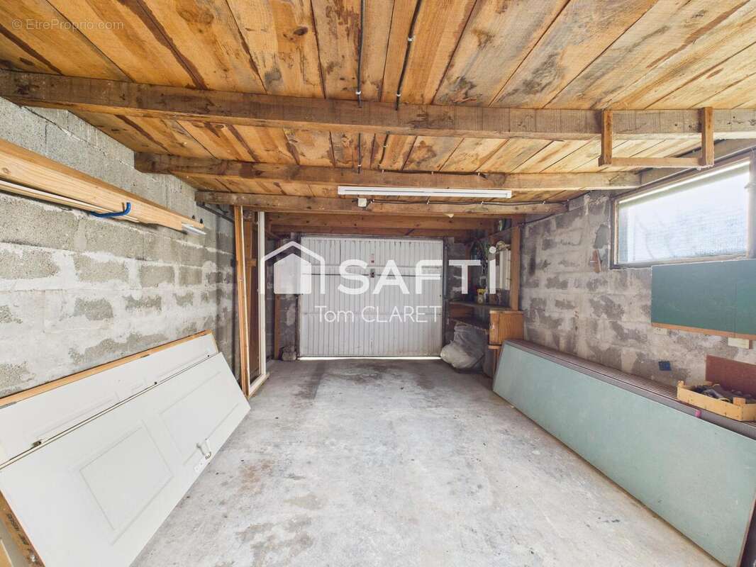 Photo 8 - Maison à SAINT-YZAN-DE-SOUDIAC