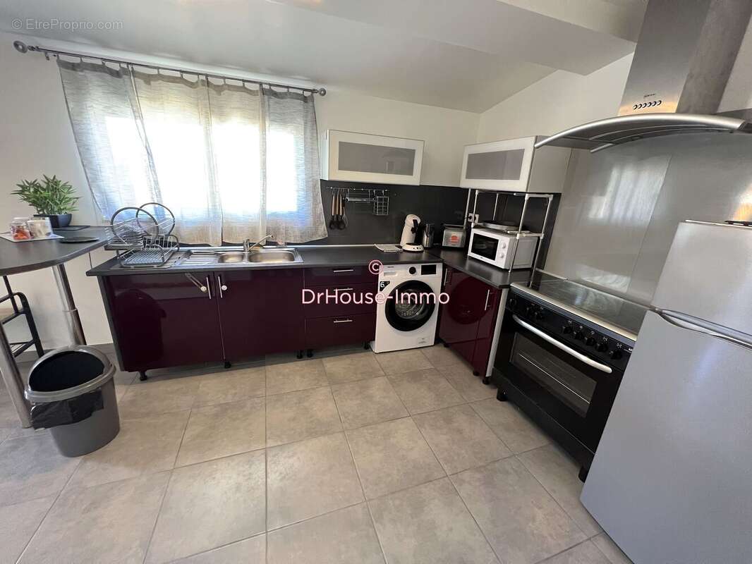 Maison 142 m² à Saint-Laurent-D'aigouze  - photo 9