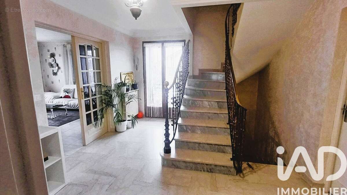 Photo 2 - Maison à PARAY-VIEILLE-POSTE