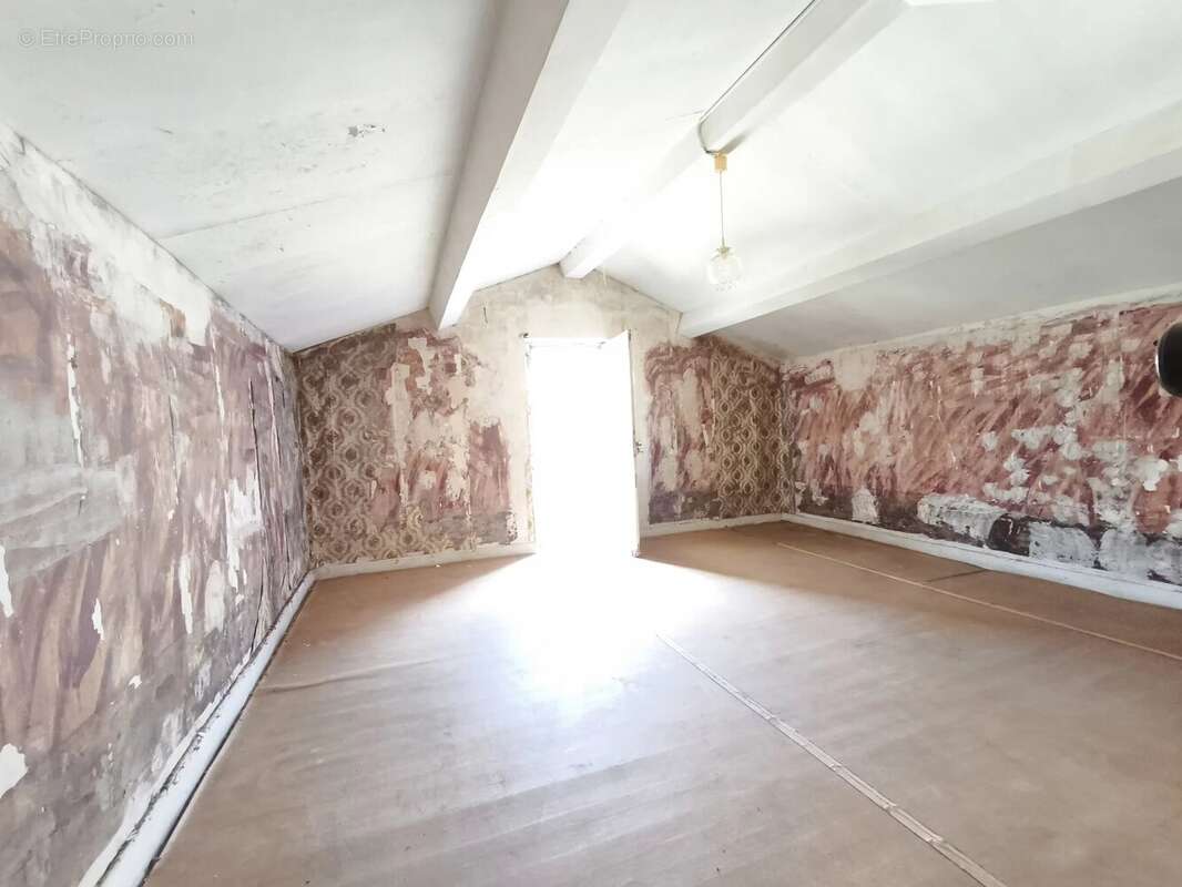 Maison Garde barriere - photo 5