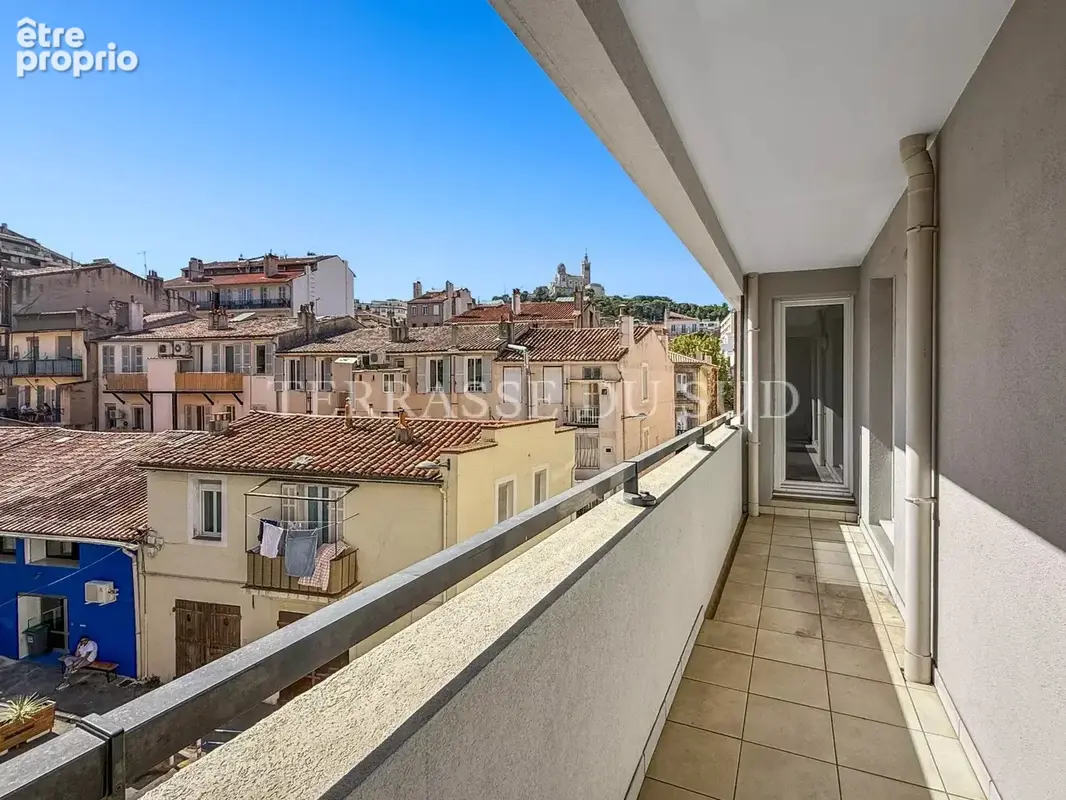 Vente Appartement 3 Pièces 67 m2 avec Terrasse - Quartier Breteuil - Marseille 6 - photo 2