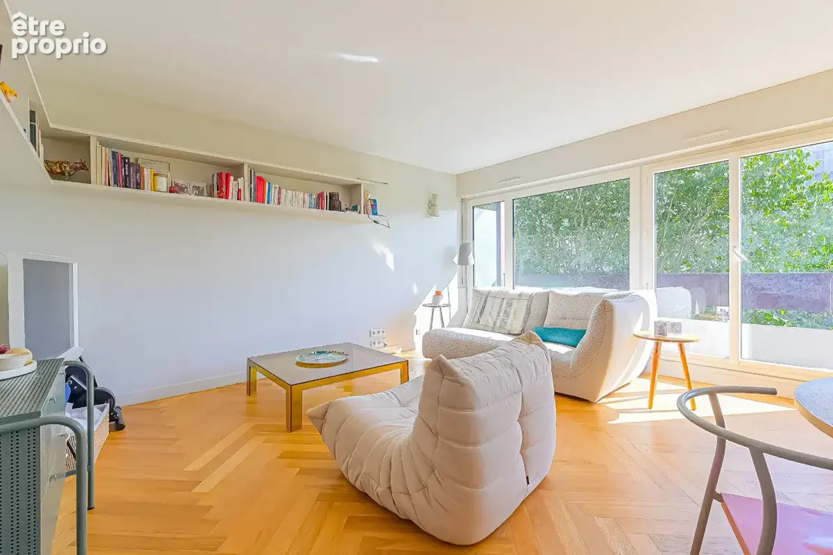 Appartement Paris 2 pièce(s) 56 m2 - BALCON - photo 9