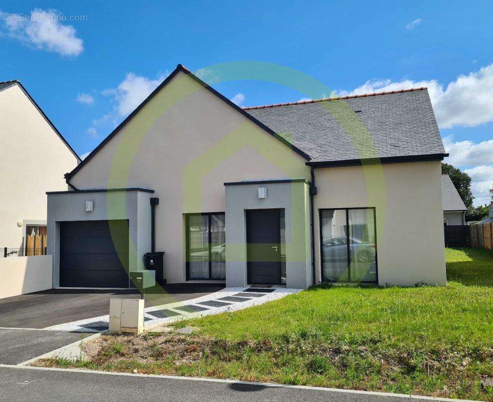 Maison à LE PLESSIS-GRAMMOIRE