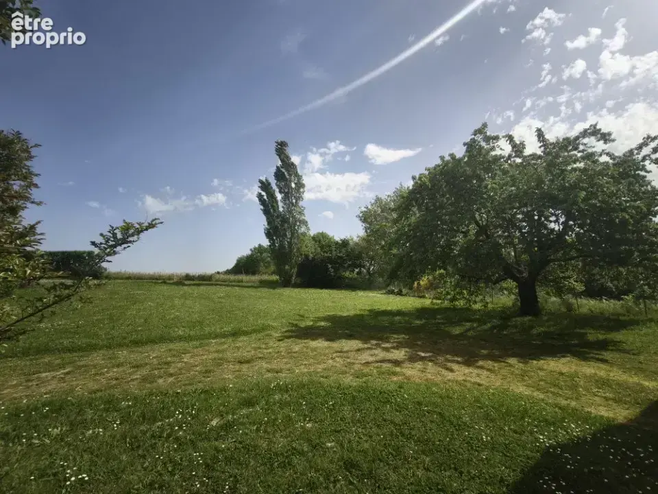 Rieumes 31370, terrain de 1 150 m2 dans un cadre paisible avec grand garage - photo 3