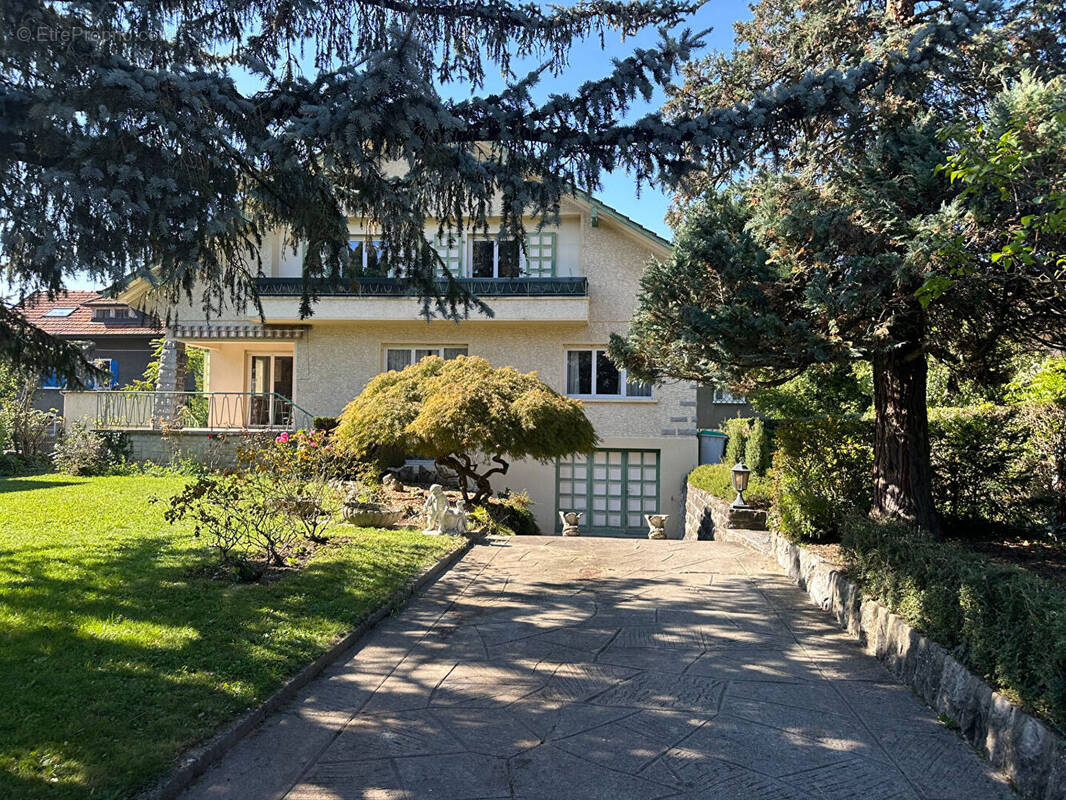Maison à ANNEMASSE